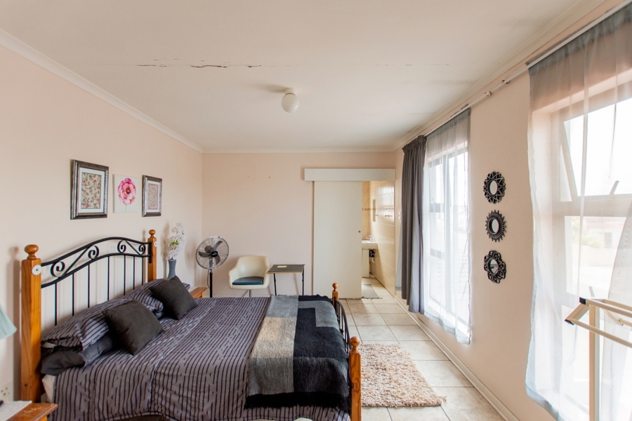 11 Bedroom Property for Sale in Port Owen Western Cape
